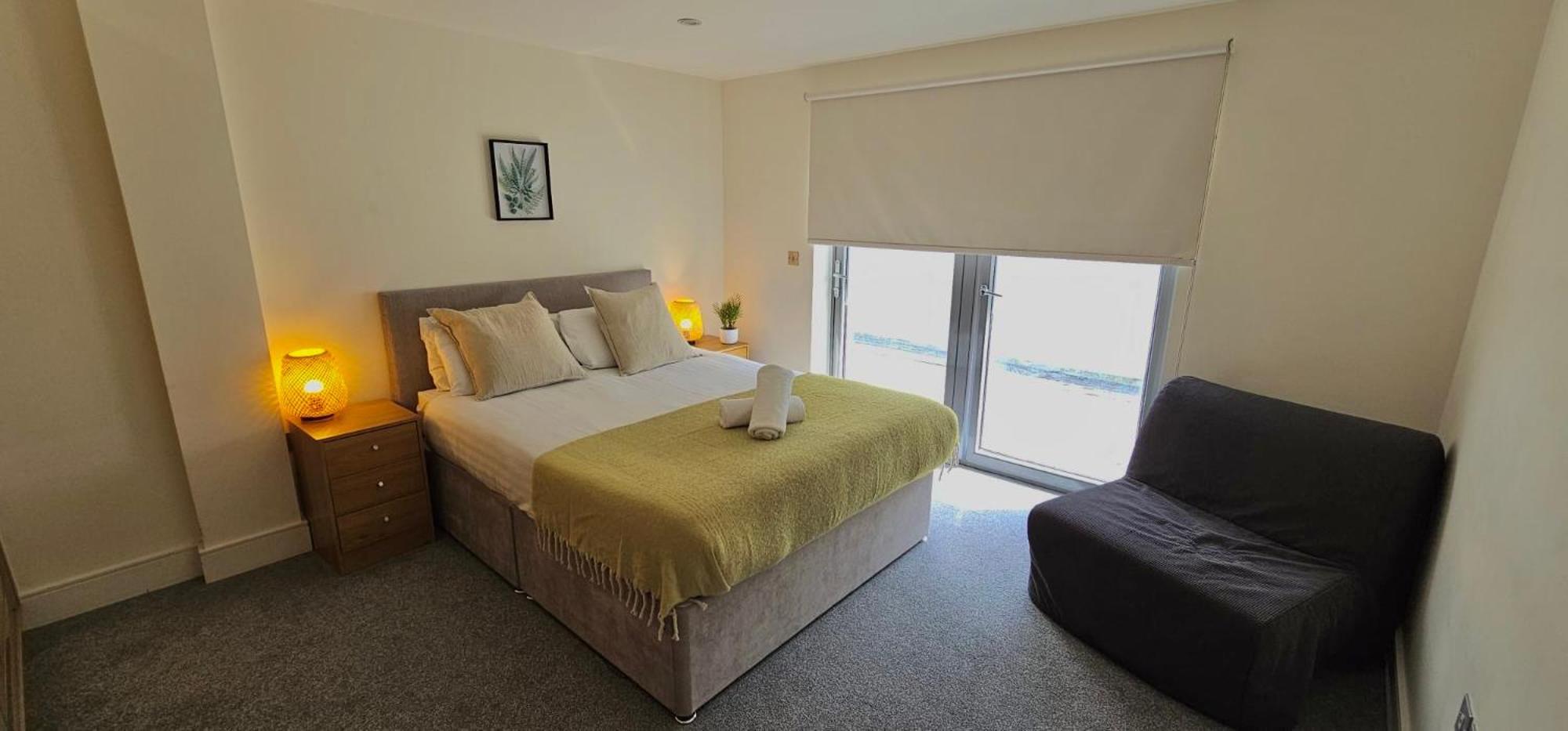 Spacious 3-Bed 3-Bath Luxury Apartment With Balcony Hyde Park London Exterior foto