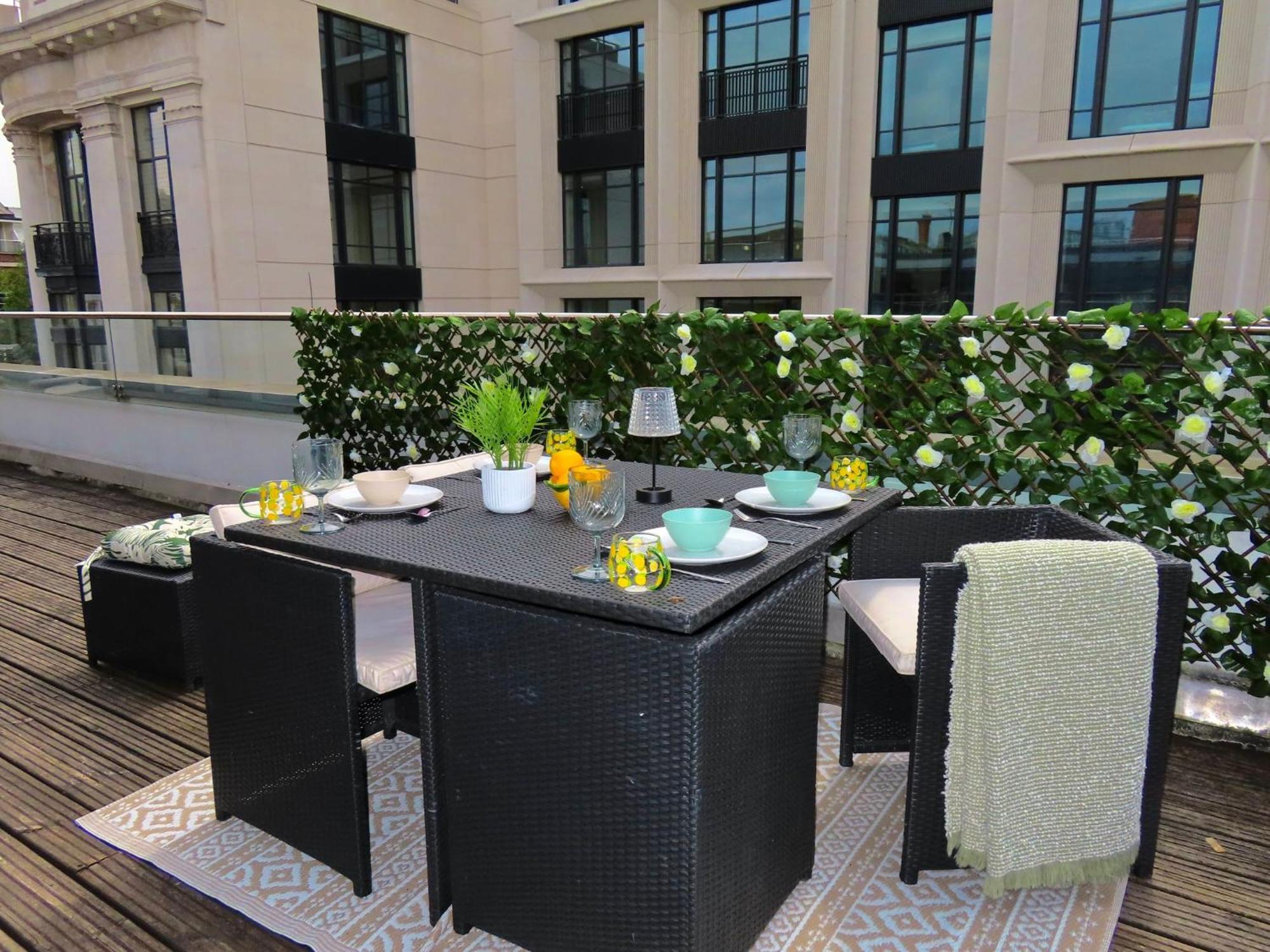 Spacious 3-Bed 3-Bath Luxury Apartment With Balcony Hyde Park London Exterior foto